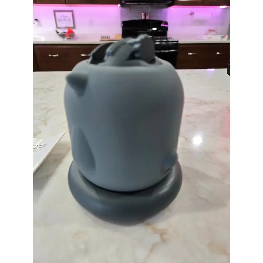 Little Demon Smart Auto Tracker Phone Holder